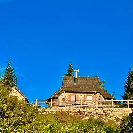 Velika Planina With Sauna - I Feel Alps * Stahovica